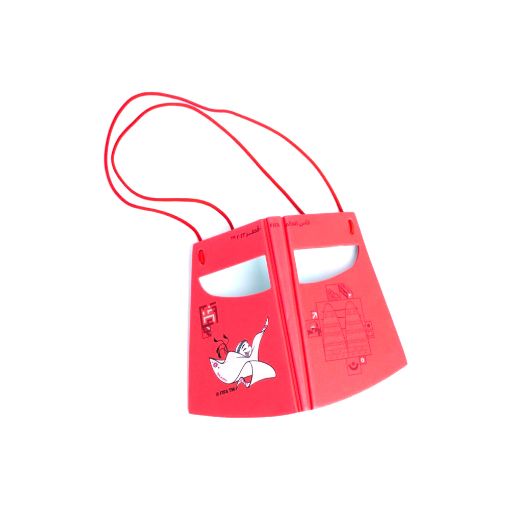 صورة برقع نسائي حجم ولادي  تراثي قديم عليه شعار كأس العالم في قطر ٢٠٢٢، مرخص من الاتحاد الدولي لكرة القدم ( الفيفا)